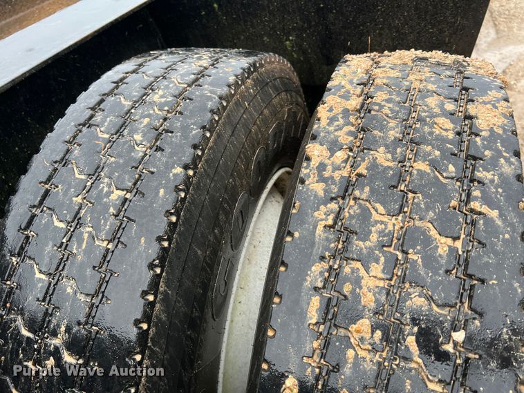 image for item JM9139 2006 Witzco Challenger RG-50  lowboy equipment trailer