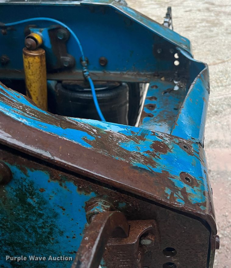 image for item JM9140 1992 White GMC WIA  Semi Truck