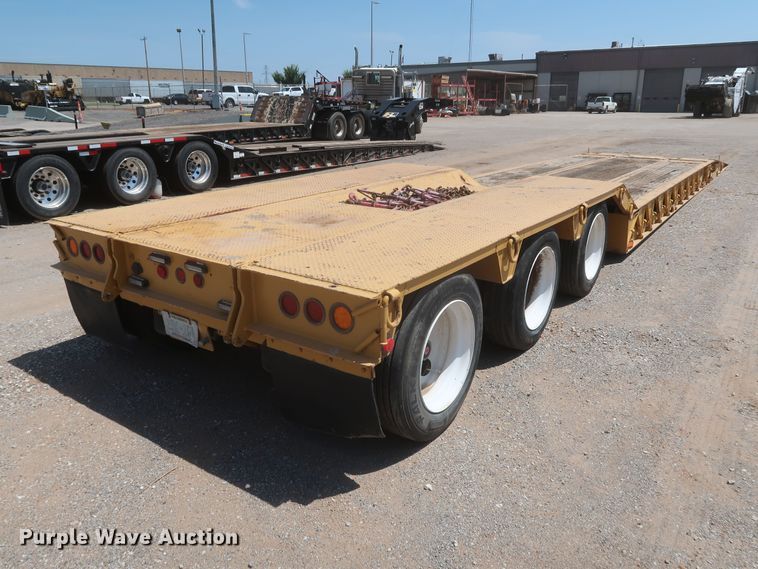 image for item JR9403 1997 Holden HPF50  lowboy equipment trailer