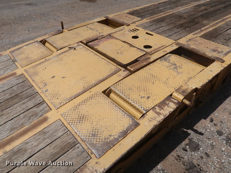 image for item JR9403 1997 Holden HPF50  lowboy equipment trailer