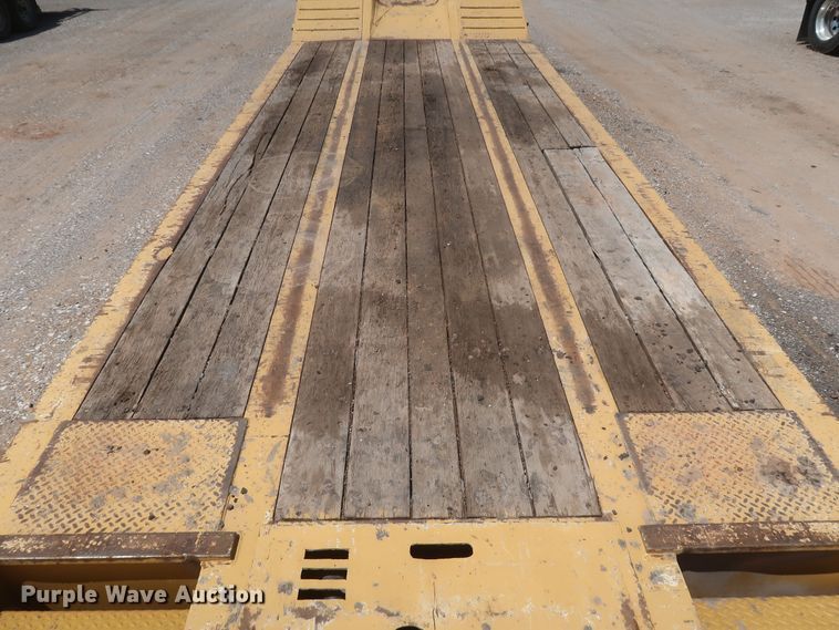 image for item JR9403 1997 Holden HPF50  lowboy equipment trailer