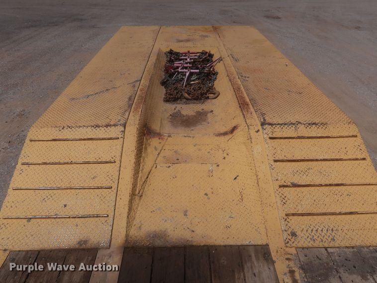 image for item JR9403 1997 Holden HPF50  lowboy equipment trailer