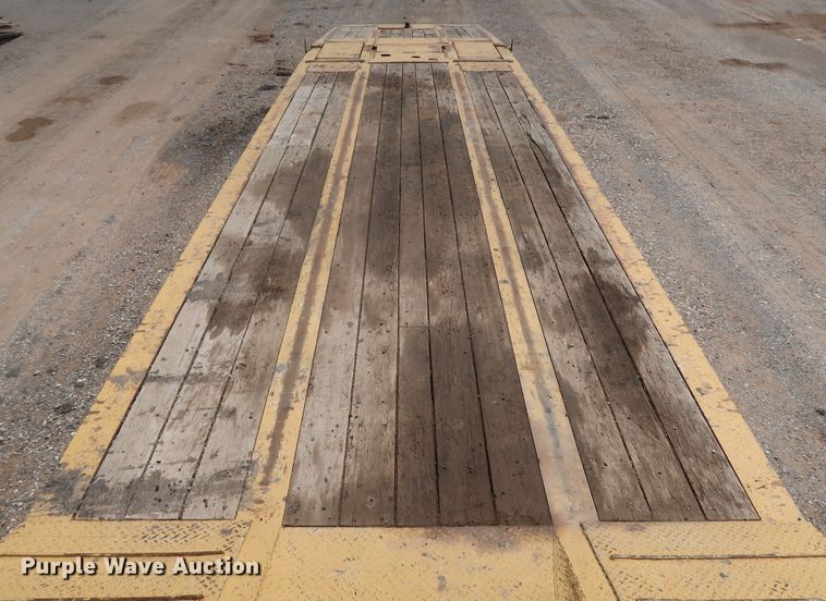 image for item JR9403 1997 Holden HPF50  lowboy equipment trailer