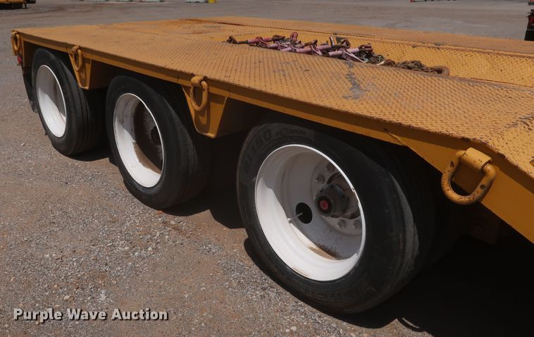 image for item JR9403 1997 Holden HPF50  lowboy equipment trailer