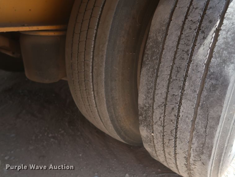 image for item JR9403 1997 Holden HPF50  lowboy equipment trailer