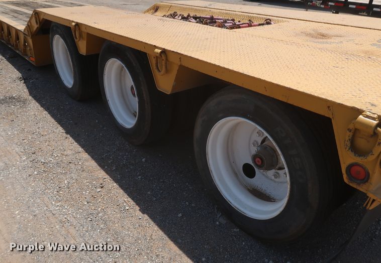 image for item JR9403 1997 Holden HPF50  lowboy equipment trailer