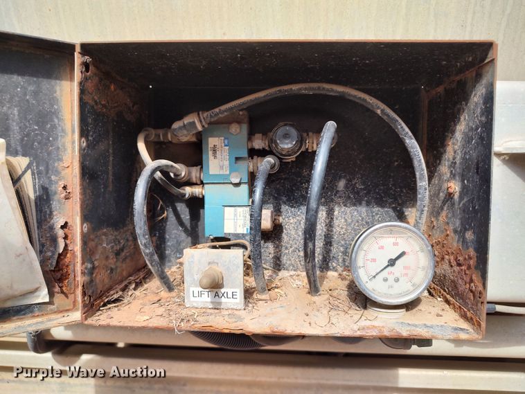 image for item JR9444 2012 Acro 8400  tank trailer