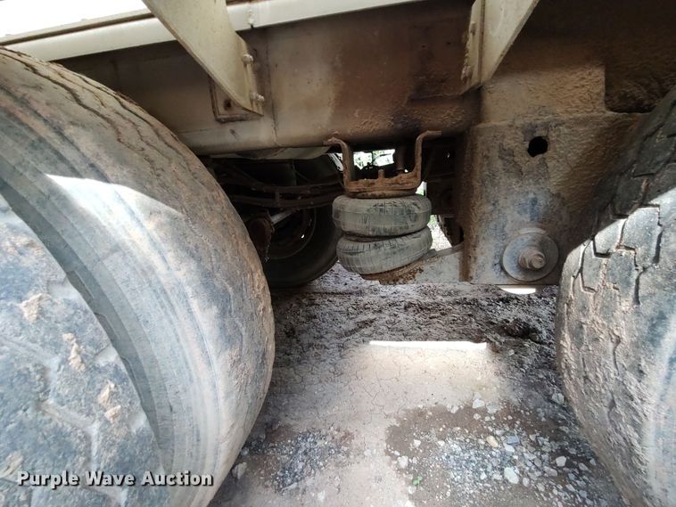 image for item JR9444 2012 Acro 8400  tank trailer