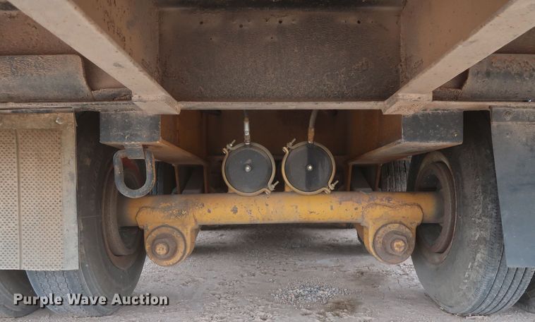 image for item JX9220 1975 Hyster FH35TD3-T  lowboy equipment trailer