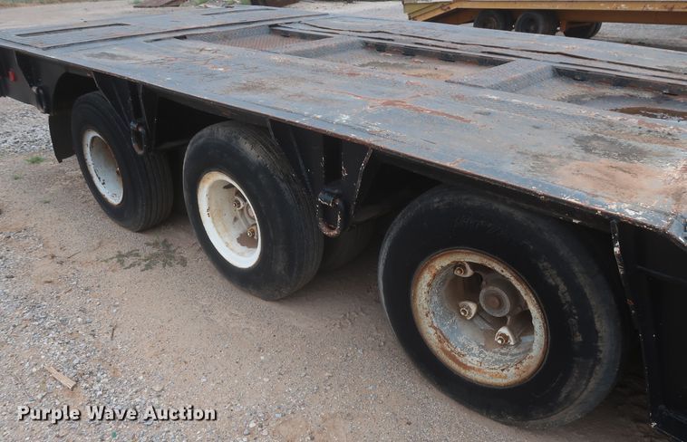 image for item JX9220 1975 Hyster FH35TD3-T  lowboy equipment trailer