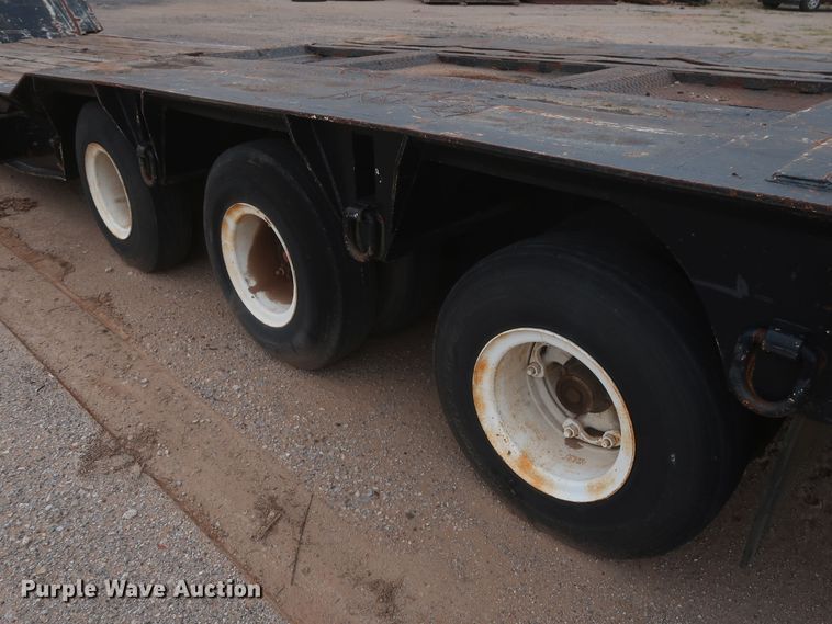 image for item JX9220 1975 Hyster FH35TD3-T  lowboy equipment trailer