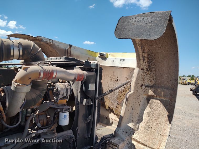 image for item JX9233 1998 Peterbilt 378  semi truck