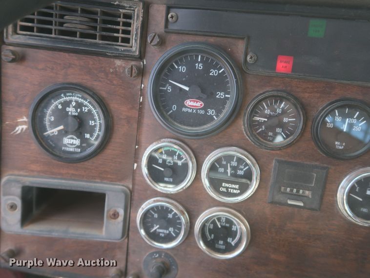 image for item JX9249 1992 Peterbilt 378  semi truck