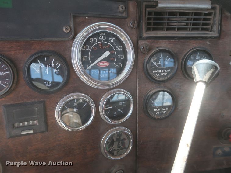 image for item JX9249 1992 Peterbilt 378  semi truck