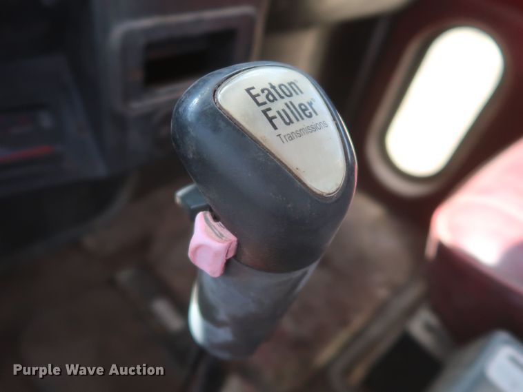 image for item JX9249 1992 Peterbilt 378  semi truck