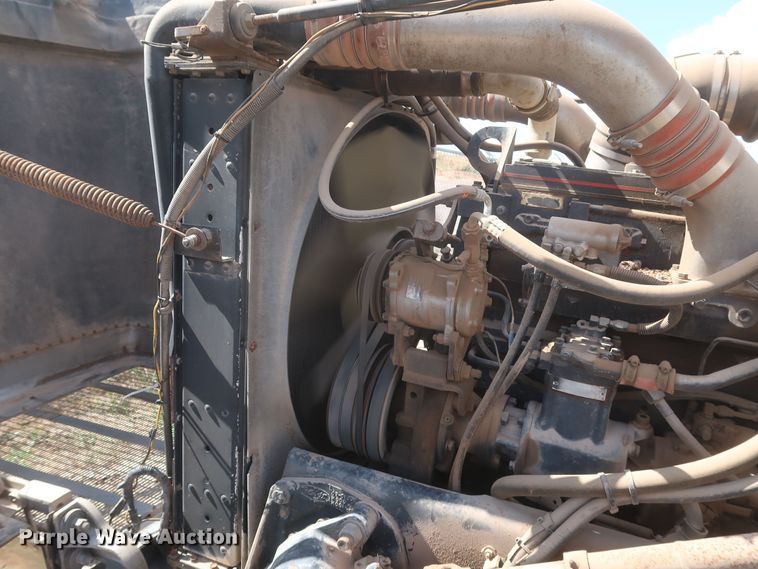 image for item JX9249 1992 Peterbilt 378  semi truck