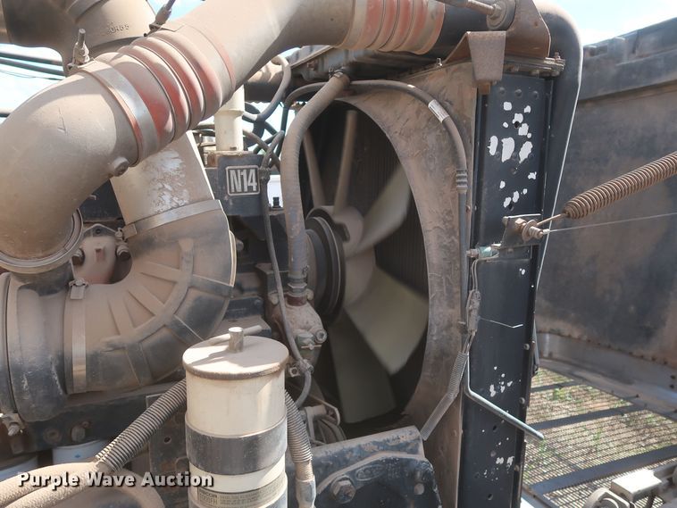 image for item JX9249 1992 Peterbilt 378  semi truck