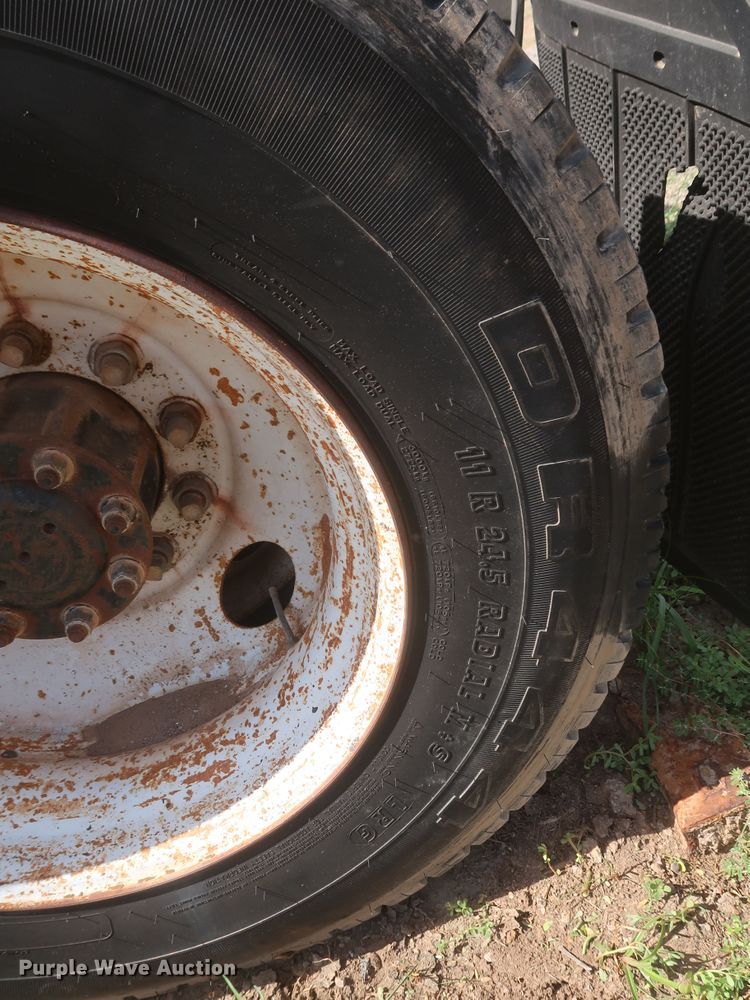 image for item JX9249 1992 Peterbilt 378  semi truck