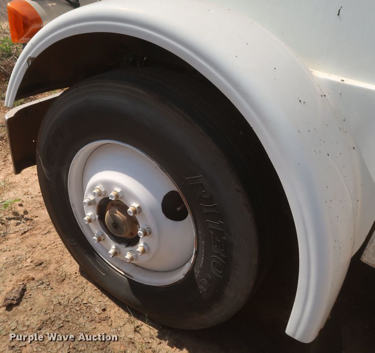 image for item JX9249 1992 Peterbilt 378  semi truck