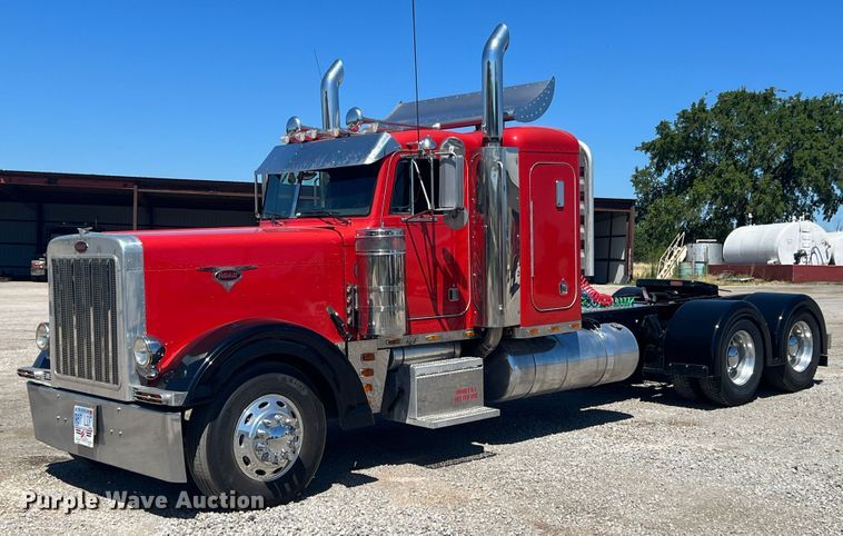 image for item JX9294 1995 Peterbilt 379  semi truck