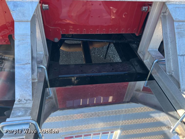 image for item JX9294 1995 Peterbilt 379  semi truck