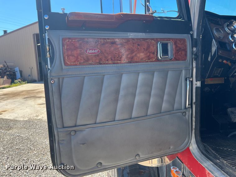 image for item JX9294 1995 Peterbilt 379  semi truck