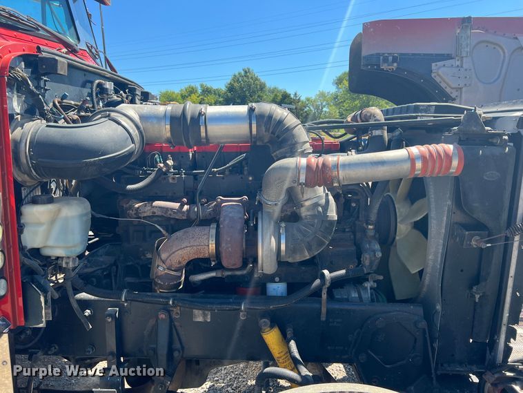 image for item JX9294 1995 Peterbilt 379  semi truck