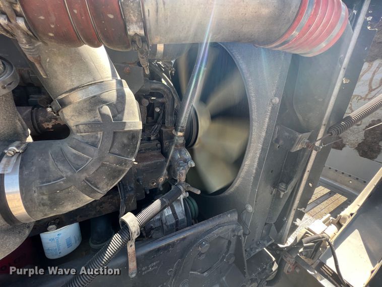 image for item JX9294 1995 Peterbilt 379  semi truck