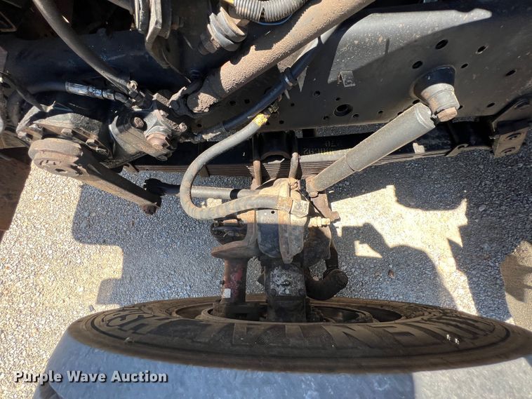 image for item JX9468 1991 International F2574  roll-off container truck