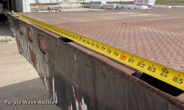 image for item KF9524 1999 Chevrolet C6500  dump flatbed truck