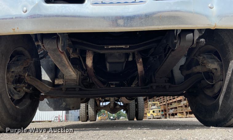 image for item KF9524 1999 Chevrolet C6500  dump flatbed truck