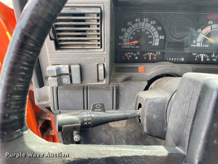 image for item KF9524 1999 Chevrolet C6500  dump flatbed truck