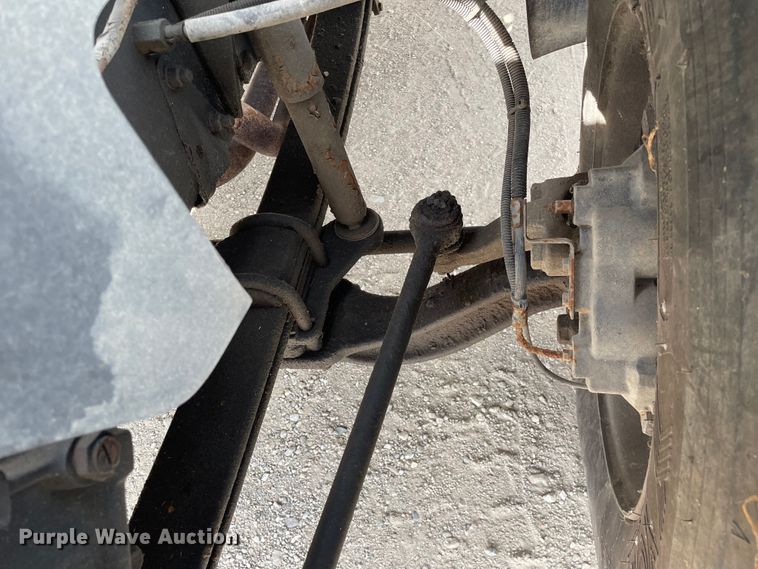 image for item KF9524 1999 Chevrolet C6500  dump flatbed truck