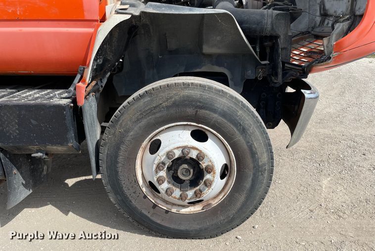 image for item KF9524 1999 Chevrolet C6500  dump flatbed truck