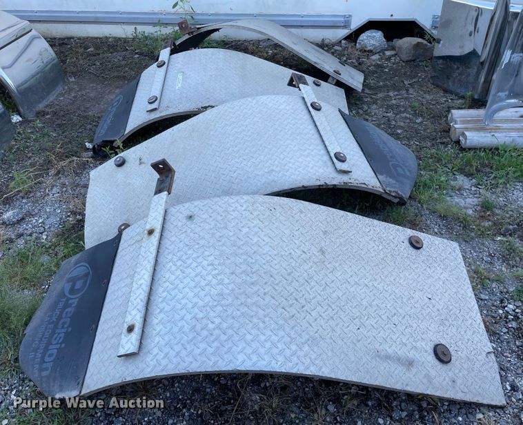 image for item KF9542 (4) truck fenders