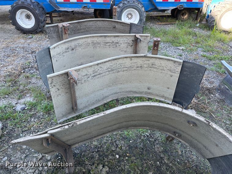 image for item KF9542 (4) truck fenders