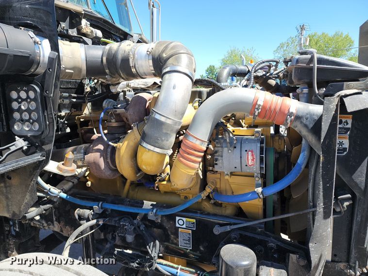 image for item KH9331 2006 Kenworth T800  semi truck