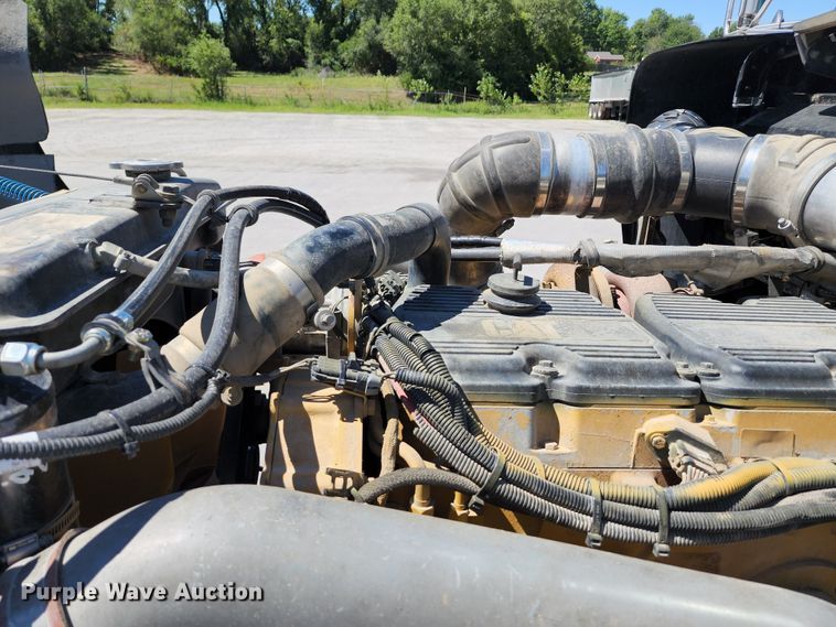 image for item KH9331 2006 Kenworth T800  semi truck