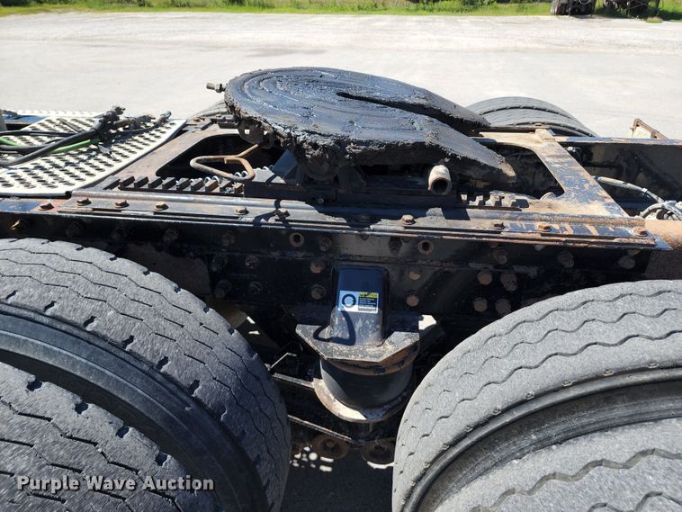 image for item KH9331 2006 Kenworth T800  semi truck