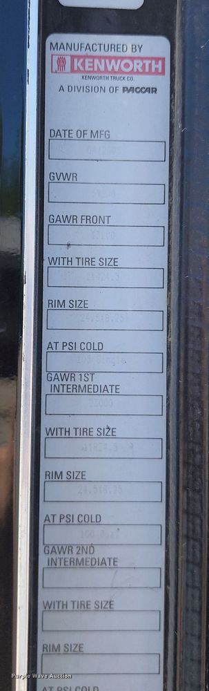 image for item KH9332 2006 Kenworth T800  semi truck