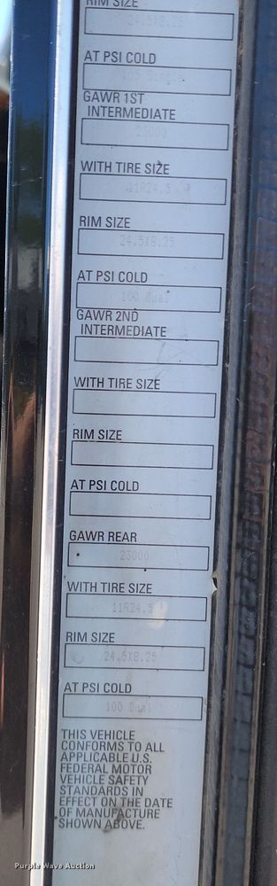 image for item KH9332 2006 Kenworth T800  semi truck