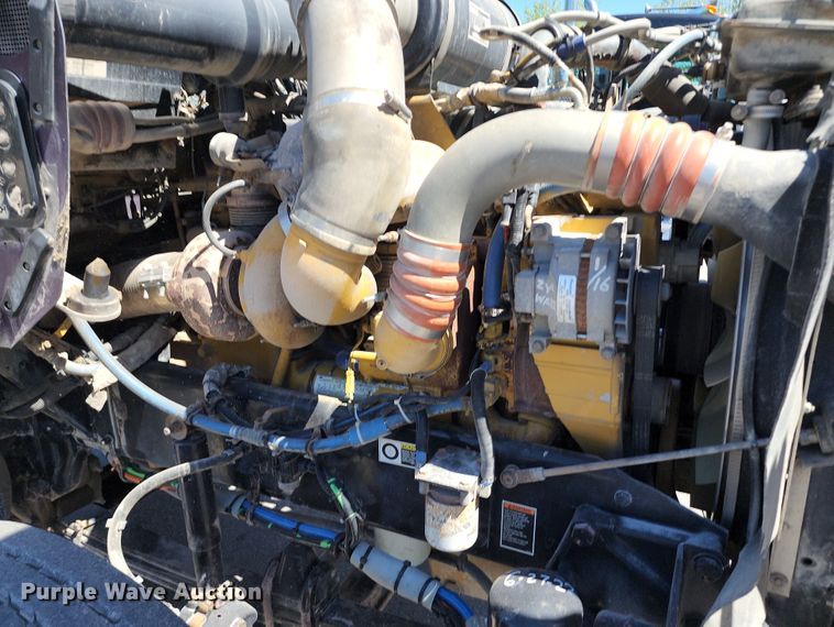 image for item KH9333 2006 Kenworth T800  semi truck