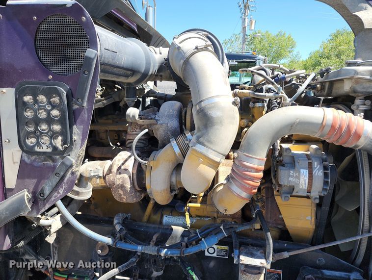 image for item KH9333 2006 Kenworth T800  semi truck