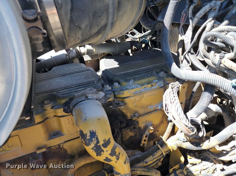 image for item KH9333 2006 Kenworth T800  semi truck