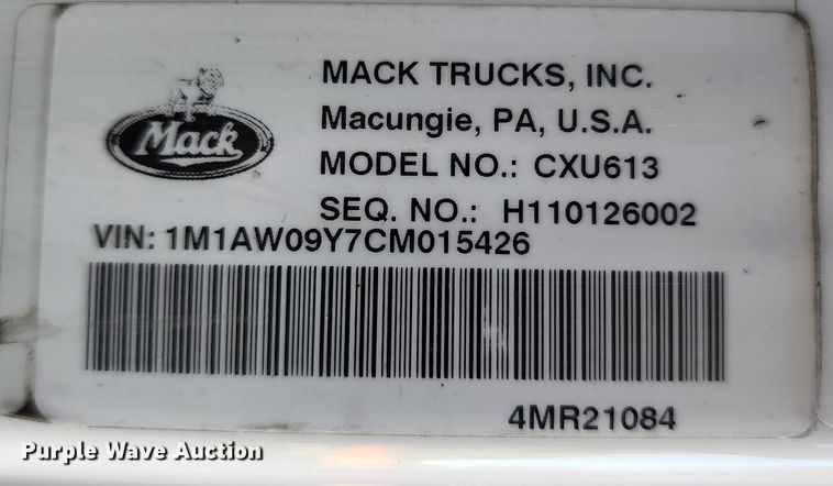 image for item KH9335 2012 Mack CXU613  semi truck