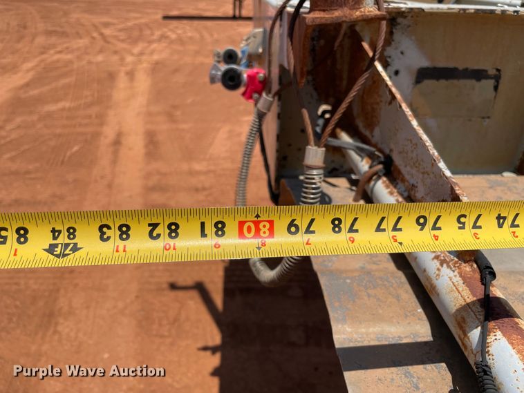 image for item KJ9761 1981 Fruehauf  pneumatic dry bulk trailer