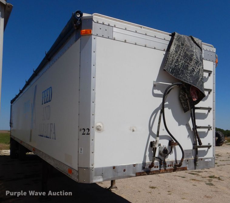 image for item LB9818 2002 Wilkens 0K2PA26ZCFSX  walking floor trailer