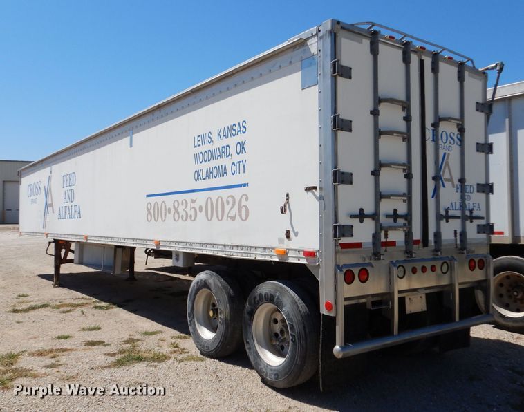 image for item LB9818 2002 Wilkens 0K2PA26ZCFSX  walking floor trailer