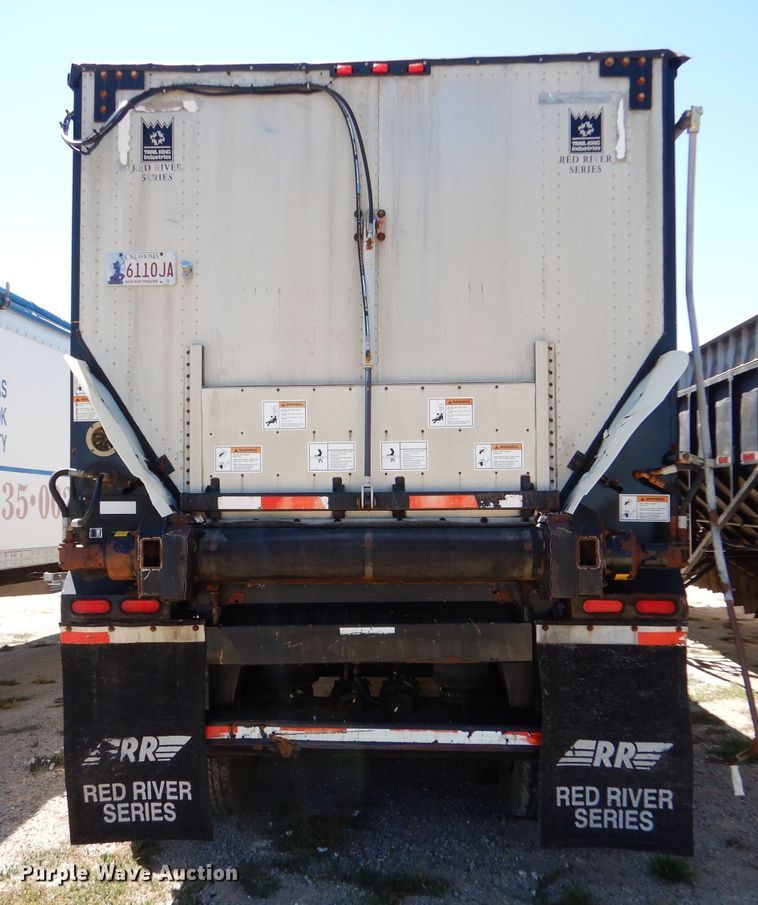 image for item LB9819 2005 Trail King  live bottom trailer