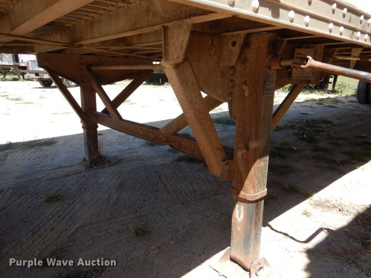 image for item LB9821 1998 Wilkens 0K2LA52PG0SR  walking floor trailer